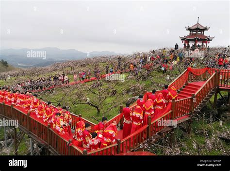 Shiqian Ancient Town: A Glimpse into Tongren's Historical Soul!