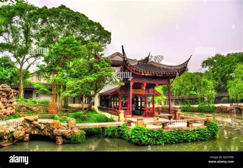 The Humble Administrator’s Garden: A Tranquil Oasis of Ancient Elegance and Exquisite Beauty!