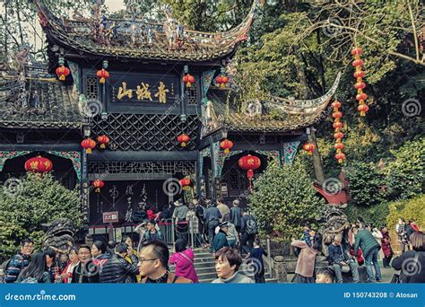 Mount Qingcheng:  Ancient Taoist Retreat Amidst Breathtaking Sichuan Scenery!