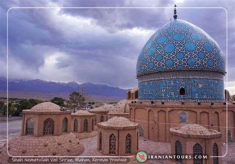 The Majestic Mausoleum of Shah Nematollah Vali: A Tapestry of Turquoise and Spiritual Wonder!